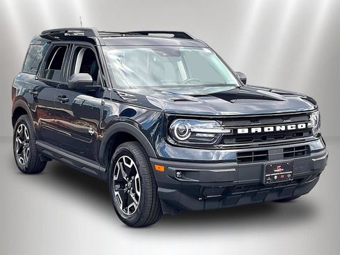 Used 2021 Ford Bronco Sport Outer Banks w/ Outer Banks Package AWD/4WD image 3