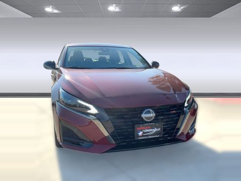 New 2025 Nissan Altima 2.5 SR w/ SR Premium Package image 20