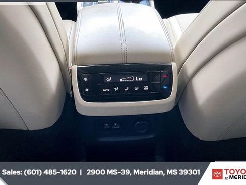Used 2024 INFINITI QX60 Pure image 24