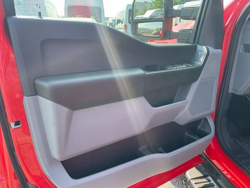 New 2025 Ford F350 XL w/ XL Chrome Package image 8
