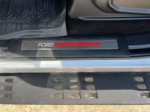 Used 2018 Ford F150 Raptor AWD/4WD image 14