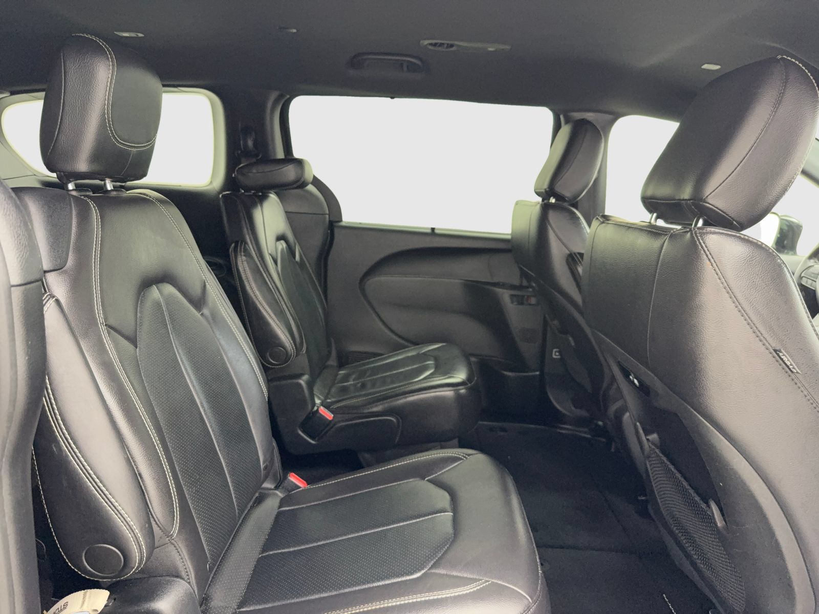 Used 2021 Chrysler Pacifica Touring-L w/ S Appearance Package FWD image 46