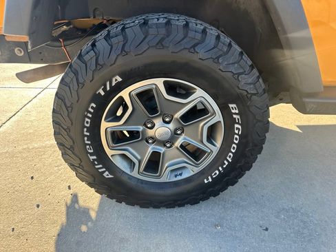 Used 2013 Jeep Wrangler Rubicon w/ PWR Convenience Group AWD/4WD image 33