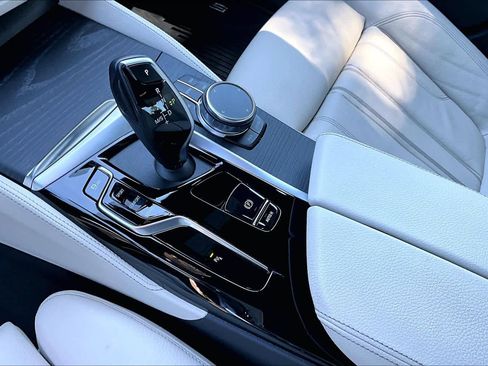 Certified 2023 BMW 540i w/ M Sport Package RWD image 16