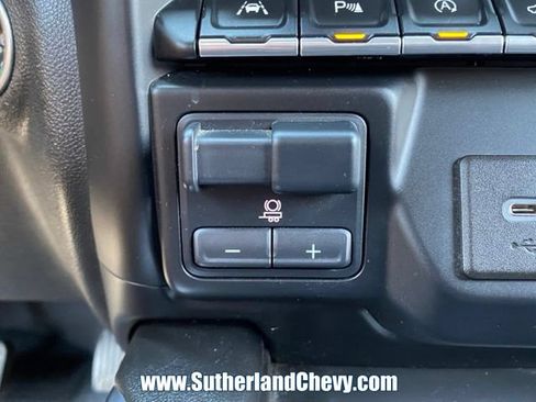 Used 2021 Chevrolet Silverado 1500 High Country w/ Technology Package AWD/4WD image 43