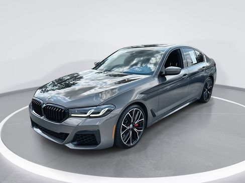 Used 2023 BMW M550i xDrive w/ Executive Package AWD/4WD image 1