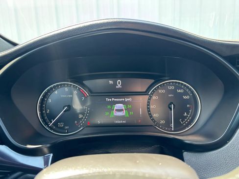 Used 2022 Cadillac XT4 Luxury w/ Cold Weather Package FWD image 29
