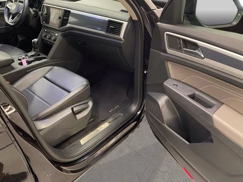 Used 2021 Volkswagen Atlas SE w/ Panoramic Sunroof Package AWD/4WD image 21