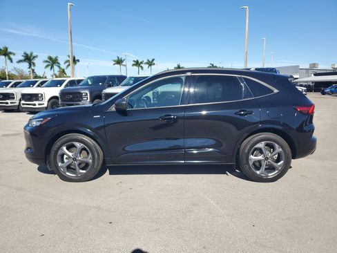 Used 2024 Ford Escape ST-Line w/ Tech Pack #1 image 8