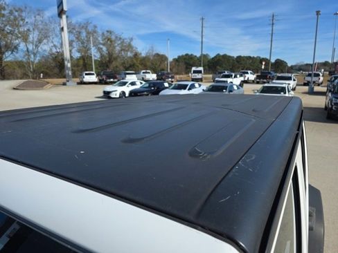 Used 2015 Jeep Wrangler Unlimited Sport w/ Quick Order Package 24S image 11