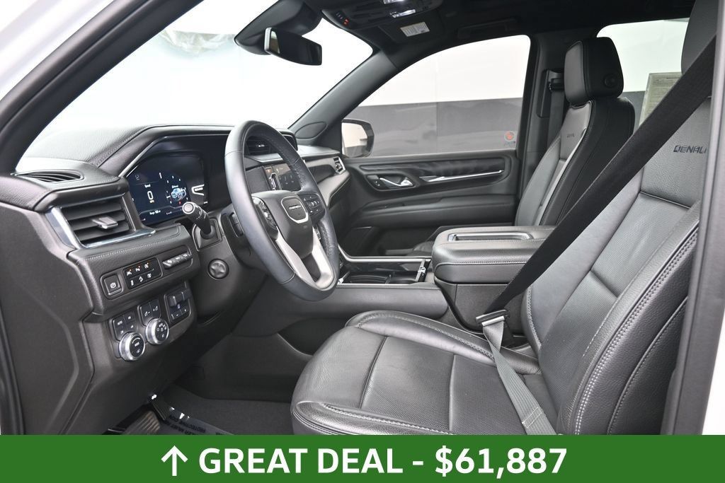 Used 2023 GMC Yukon XL Denali w/ Max Trailering Package AWD/4WD image 18