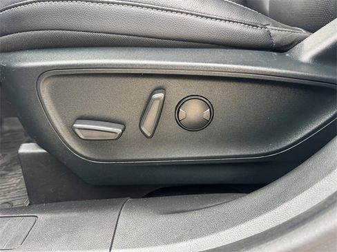 Used 2021 Ford Escape SEL image 21