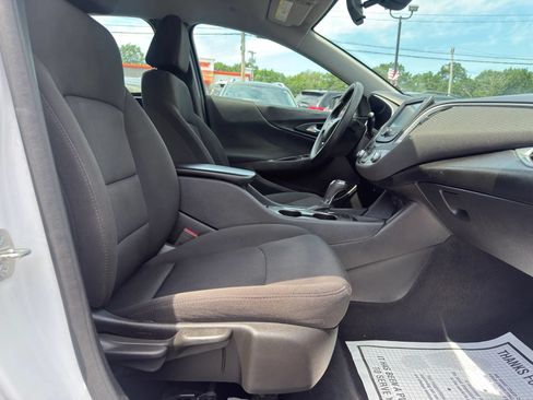 Used 2018 Chevrolet Malibu LS FWD image 22