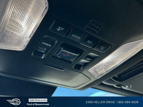 Used 2022 Toyota RAV4 XSE AWD/4WD image 28