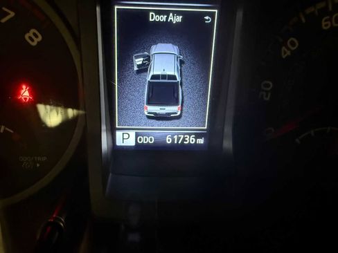 Certified 2022 Toyota Tacoma SR image 35