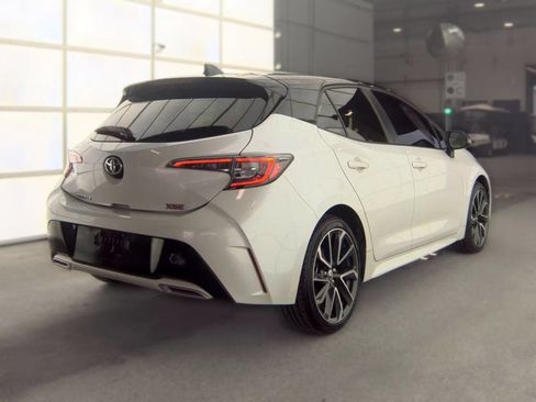 Used 2021 Toyota Corolla XSE FWD image 6