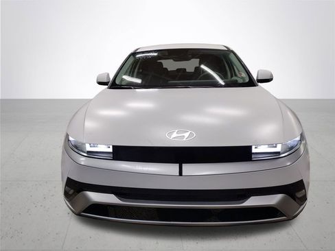 New 2026 Hyundai Ioniq 5 SEL image 3