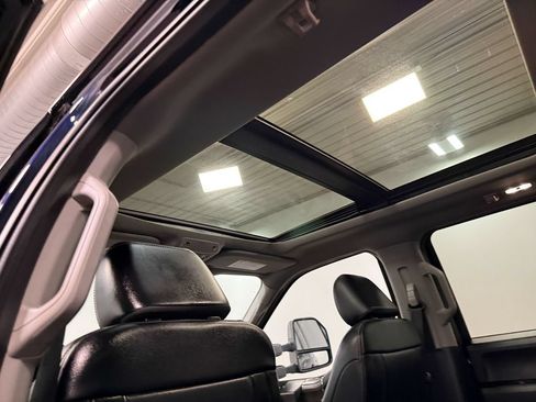 Used 2021 Ford F250 Lariat AWD/4WD image 11