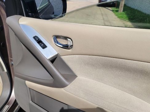 Used 2011 Nissan Murano SV FWD image 37