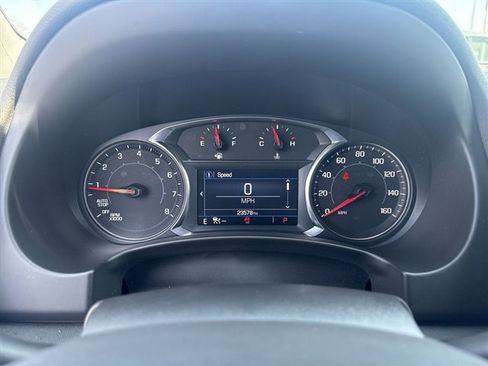 Used 2023 GMC Terrain SLE w/ Driver Convenience Package image 11