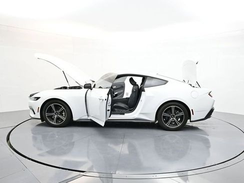 Used 2024 Ford Mustang Premium image 45