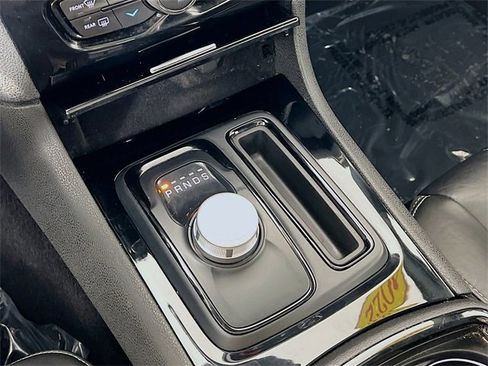 Used 2022 Chrysler 300 S image 23