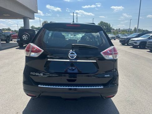 Used 2015 Nissan Rogue S AWD/4WD image 6
