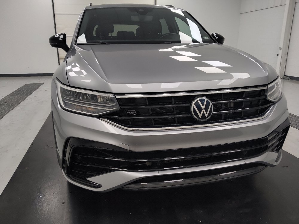 Used 2022 Volkswagen Tiguan SE R-Line FWD image 14