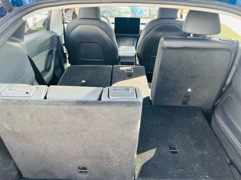 Used 2025 Tesla Model Y Long Range image 7