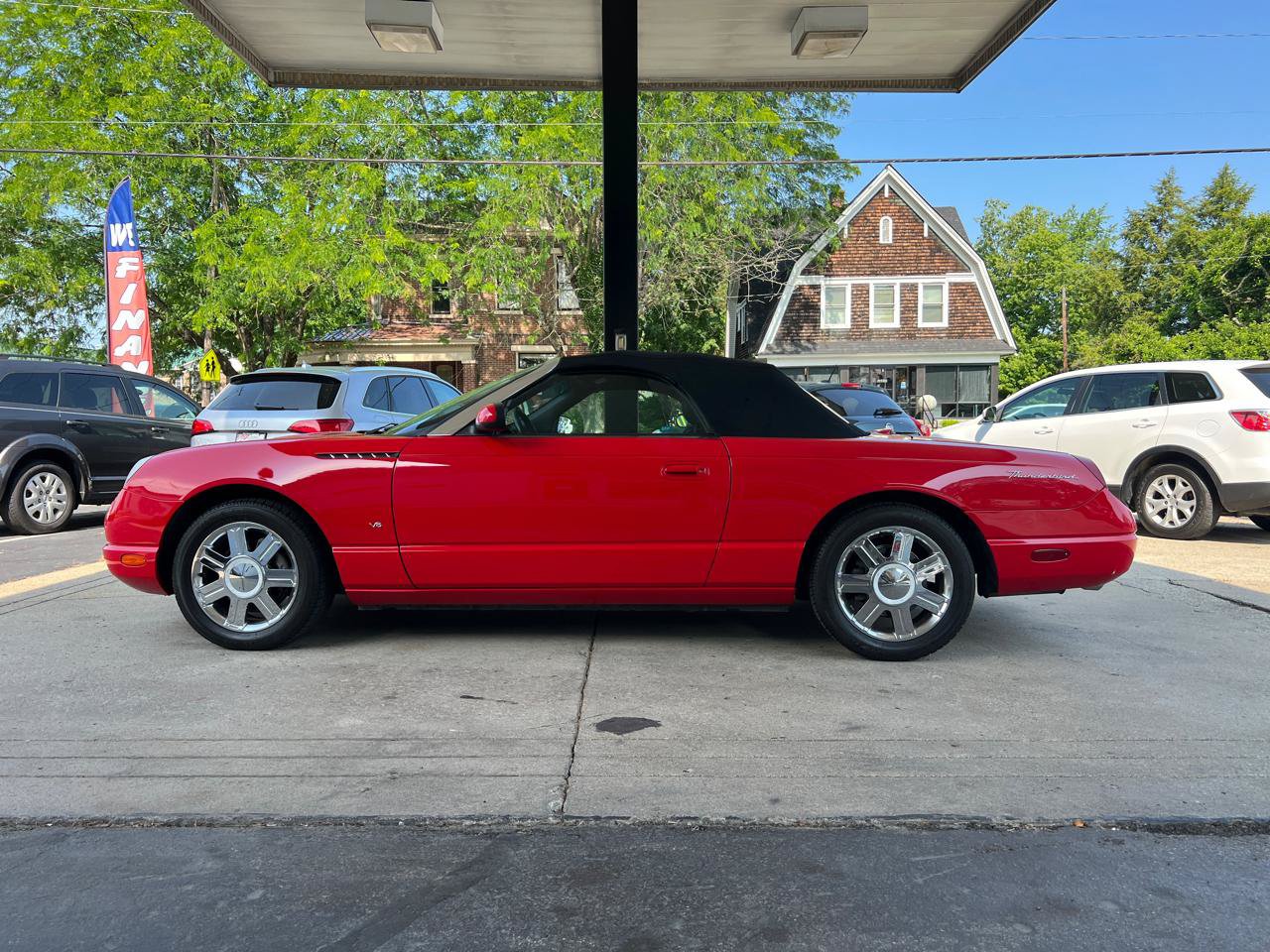 Used 2004 Ford Thunderbird RWD image 6