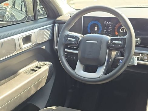 Used 2024 Hyundai Santa Fe SE AWD/4WD image 12