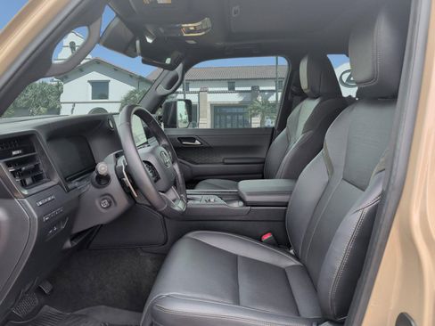 Certified 2024 Lexus GX 550 AWD/4WD image 11