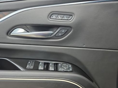 Used 2023 Cadillac Escalade Sport Platinum RWD image 17