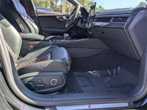 Used 2023 Audi RS 5 Sportback w/ Dynamic Package image 3