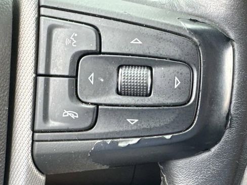 Used 2021 GMC Yukon Denali w/ Denali Premium Package RWD image 32