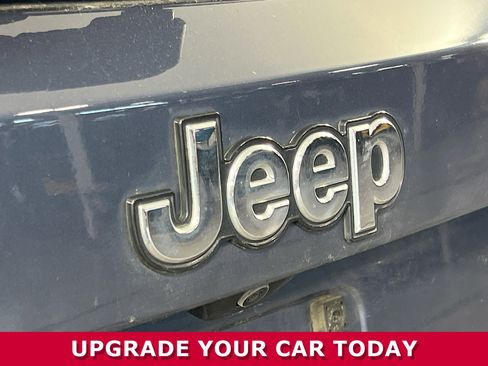 Used 2022 Jeep Renegade Latitude image 31