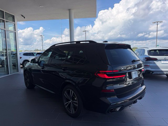 Used 2026 BMW X7 xDrive40i w/ M Sport Package AWD/4WD image 8