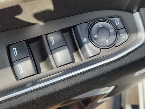 Used 2025 Chevrolet Silverado 1500 RST RWD image 23