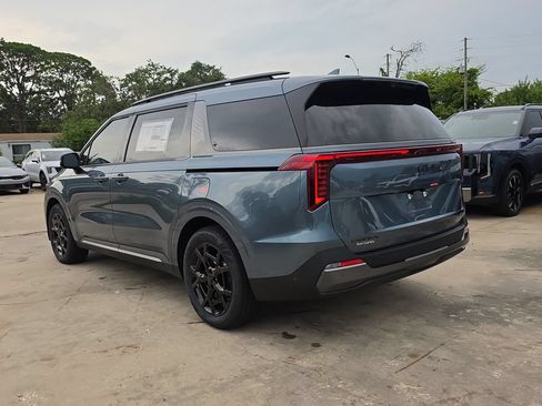 New 2027 Kia Carnival SX Prestige FWD image 7
