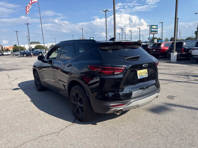 Used 2023 Chevrolet Blazer LT w/ Midnight/Sport Edition FWD image 5