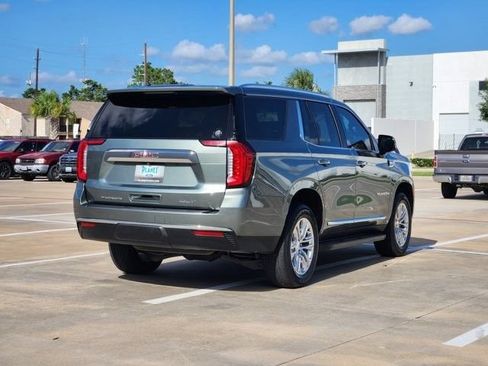 Used 2024 GMC Yukon SLT w/ SLT Premium Package RWD image 4