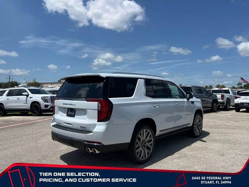 New 2026 GMC Yukon Denali Ultimate AWD/4WD image 7