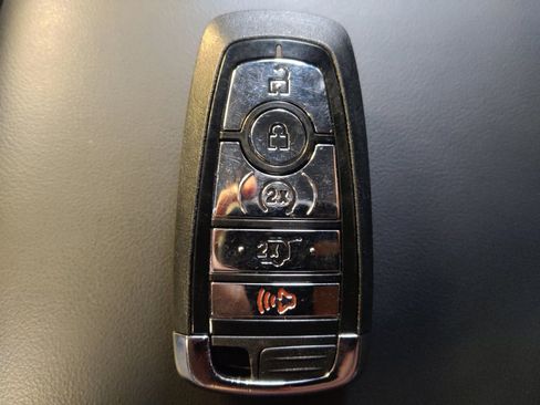 Used 2022 Lincoln Corsair FWD w/ Equipment Group 101A image 32