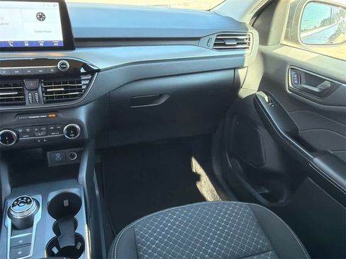 Used 2023 Ford Escape Active image 21