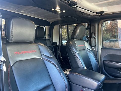 Used 2020 Jeep Gladiator Rubicon w/ Dual Top Group image 11