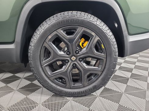 Used 2022 Rivian R1S Launch Edition AWD/4WD image 10