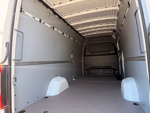 Used 2025 Mercedes-Benz Sprinter 2500 image 13