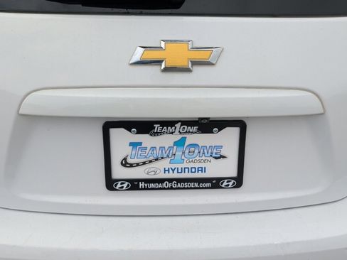 Used 2020 Chevrolet Sonic LT image 14