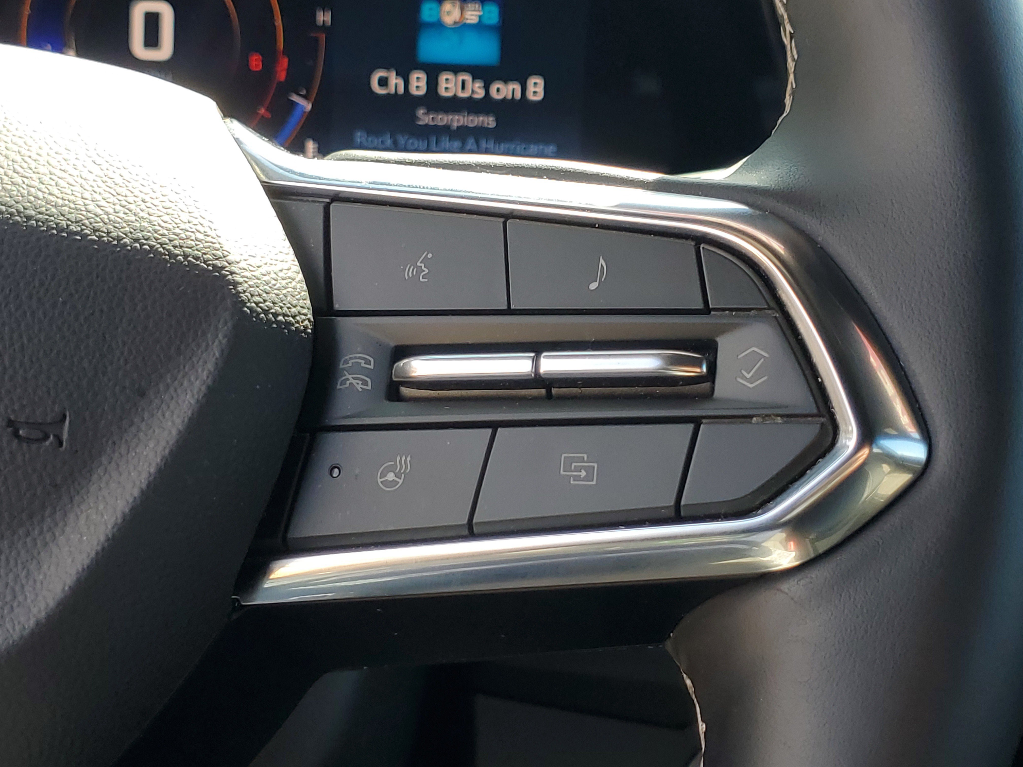 Used 2026 Chevrolet Traverse LT w/ Driver Confidence Package FWD image 18