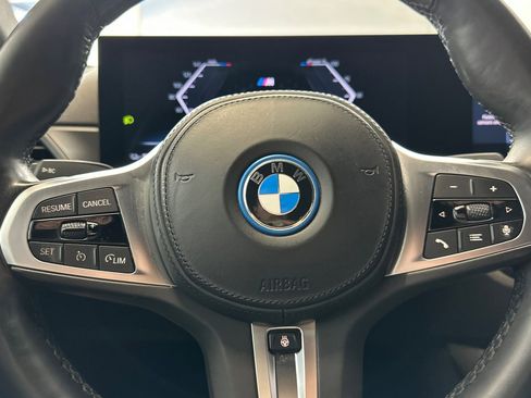 Certified 2023 BMW i4 eDrive40 w/ M Sport Package image 16